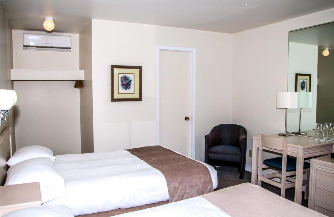 Hotel Les Trois Soeurs Perce Buitenkant foto